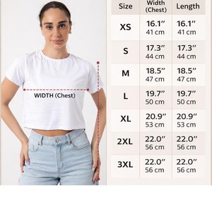 Haut court rétro Mickey Mouse : chemise minimaliste tendance image 2