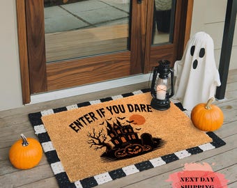 Paillasson d'Halloween, Tapis de bienvenue effrayant, Paillasson avec maison hantée, Saison effrayante, Cadeau effrayant, Cadeau pour les amoureux d'Halloween