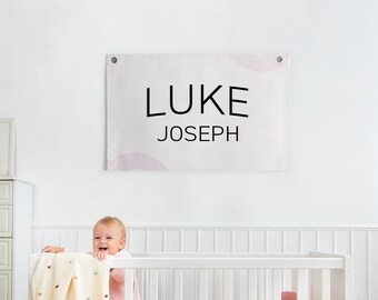 Nom de bébé personnalisé, art mural drapeau en toile, nom personnalisé, décoration pour chambre de bébé, cadeau personnalisé, art mural pour chambre de bébé, nom de drapeau de bébé