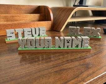 Custom Gamer Name Sign – Pixelated Stone Style Desk Decor