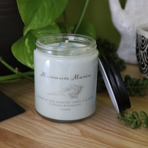 Scented natural soy wax candle, Fruity and sweet fragrance, Ritual candle against anxiety, Soy candle and crystals