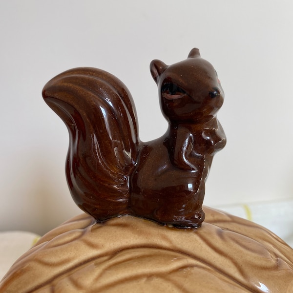 Vintage Ceramic Squirrel on Walnut Dish with Lid