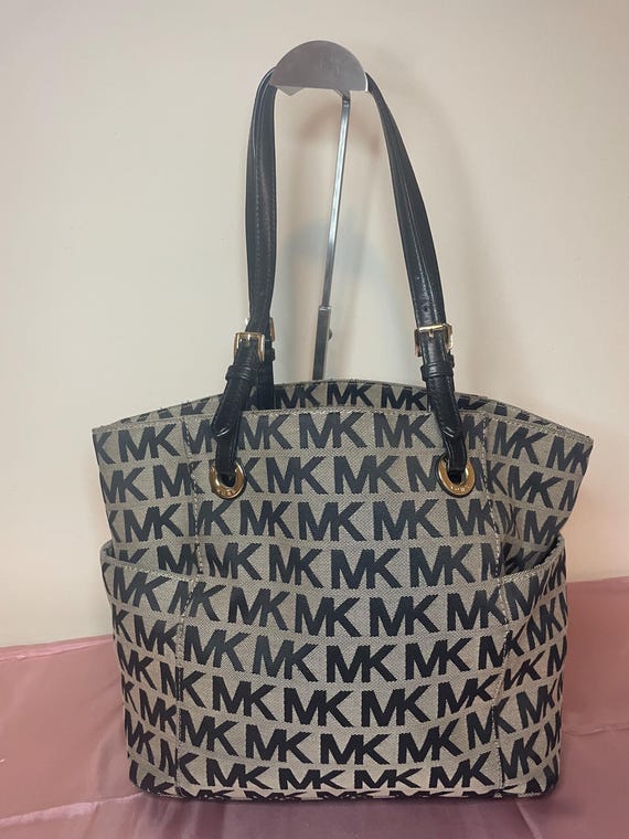 Authentic Michael Kors Purse!!! #017NC - image 2