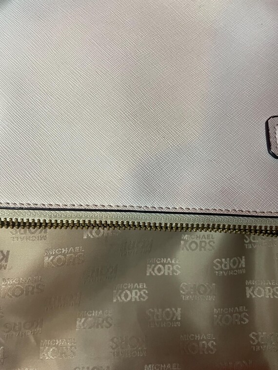 Authentic Michael Kors Purse!!! #01 - image 8