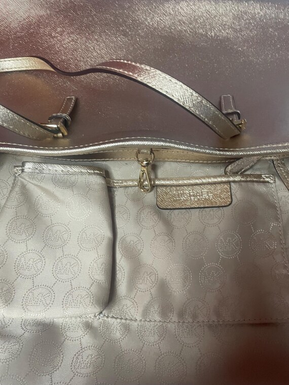 Authentic Michael Kors Purse!!! #01 - image 9