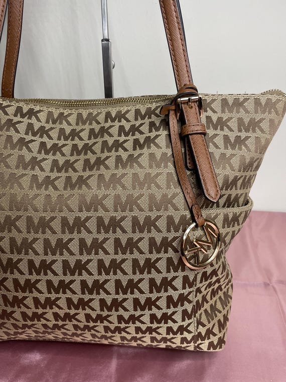 Authentic Michael Kors Purse #008N - image 4