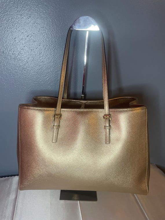 Authentic Michael Kors Purse!!! #01 - image 2