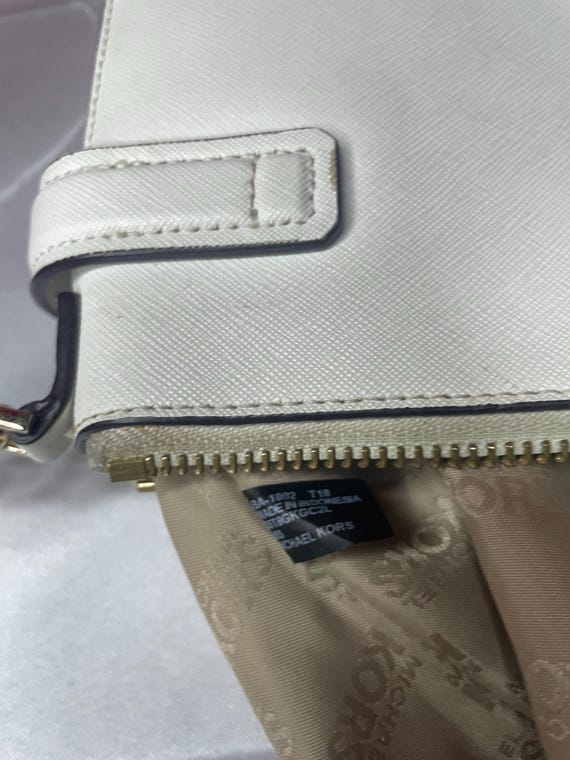 Authentic Michael Kors Purse!!! #01 - image 7