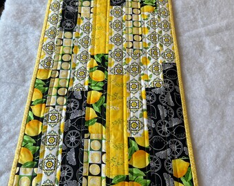 Hot Pad / Table Runner - Lemons