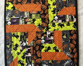 Hot Pad / Table Runner - Halloween!