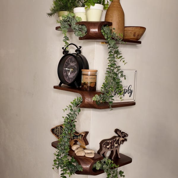 Folded corner Shelf /// Walnut