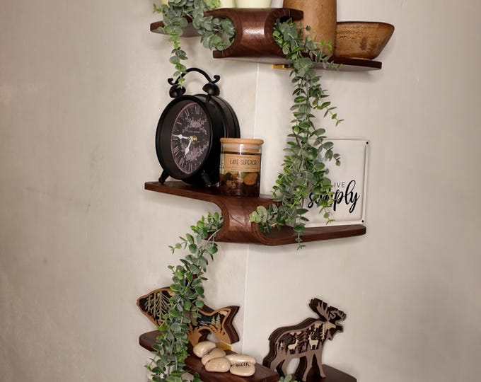 Folded corner Shelf /// Walnut