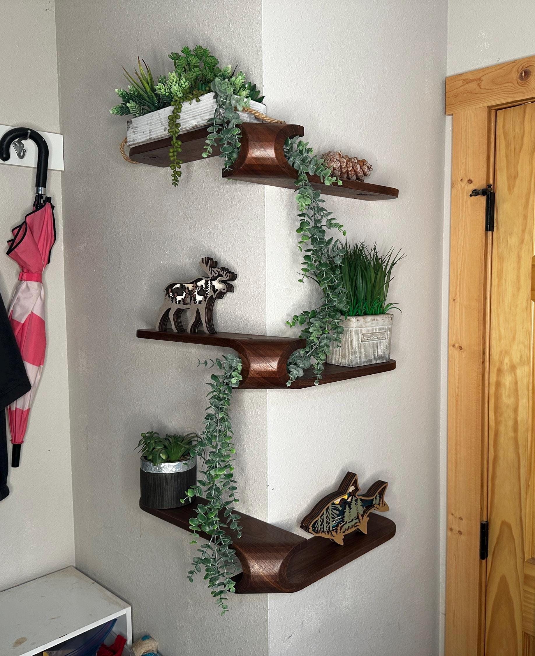 Folded Wood Corner Shelf