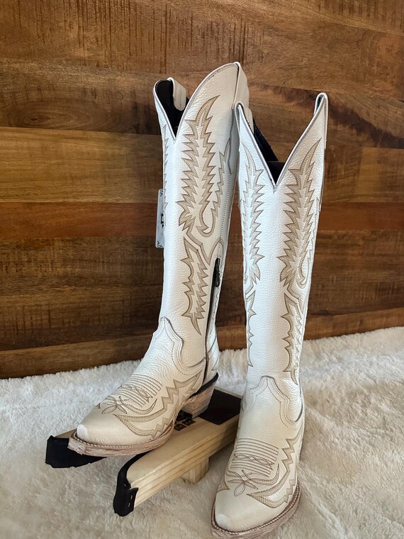 Leather Cabretilla White “blanco”women display picture 3