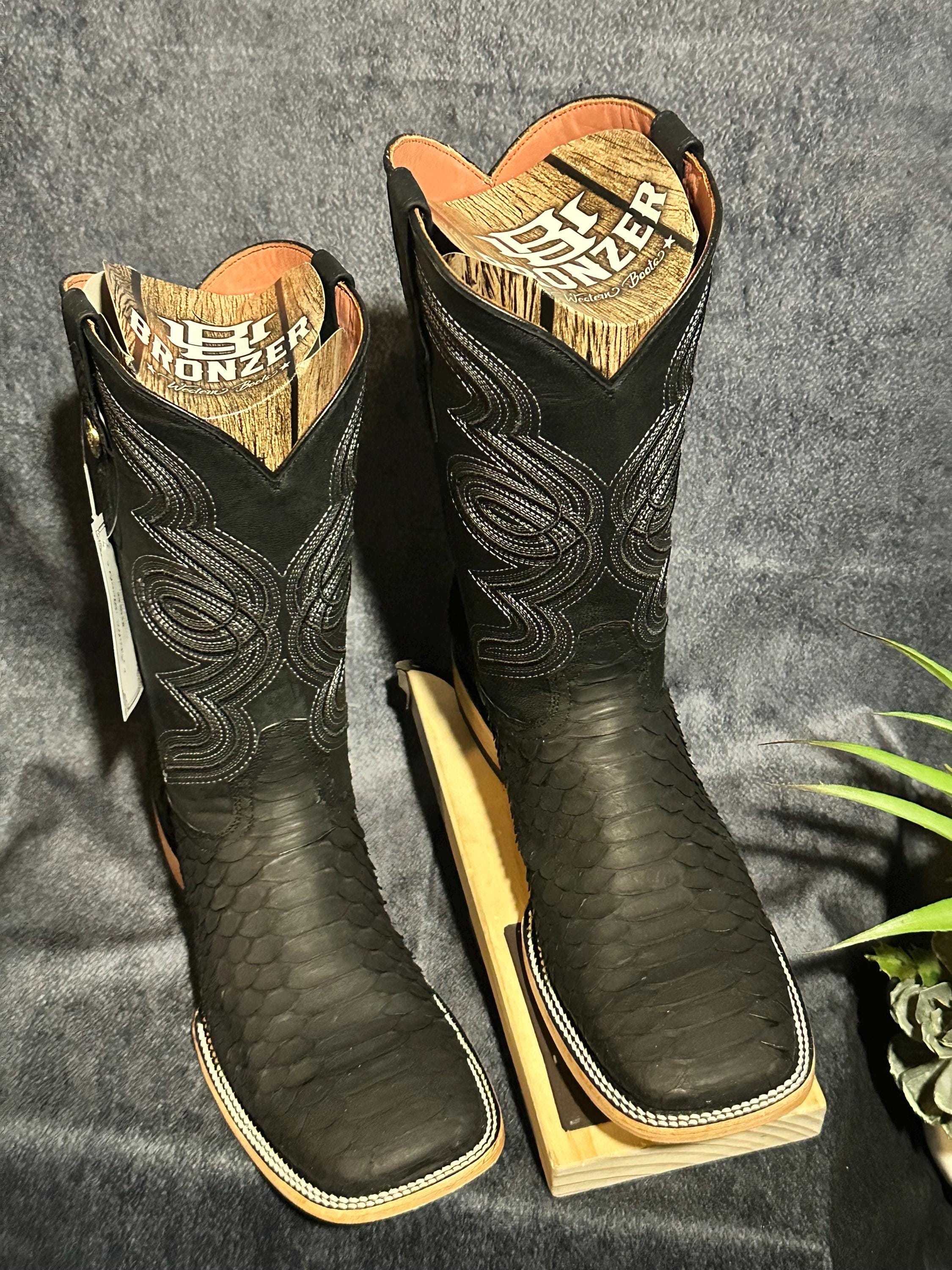 Rodeo Bravo Men\'s Yellow Embossed Alligator Black Design Cowboy Boots 10 MEN main image 3