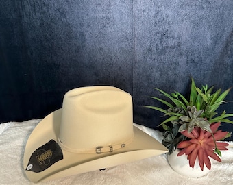 Western Cowboy Felt Hat 100X bone “ hueso” Color size 7 1/4