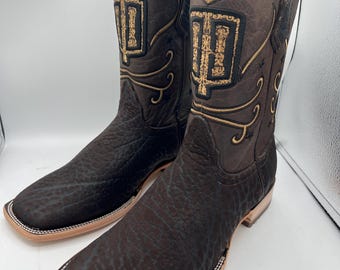 Leather Bull Neck Brown boots size10