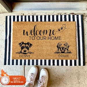 Personalized Dog Gift, Dog Welcome Mat, Unique Dog Gift, New Home Gift, Custom Dog Breeds, Custom Doormat, Housewarming Gift, Home Decor