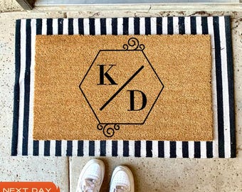 Custom Letter Doormat, Monogrammed Doormat, Personalized Gift, Front Door Mat, Outdoor Decor, Housewarming Gift, Newlywed Gift, Doormat