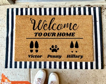 Custom Family & Pet Name Welcome Mat, Custom Names Doormat, Welcome Mat, Housewarming Gift, Pet Lover Gift, New Home Gift, New Home Decor