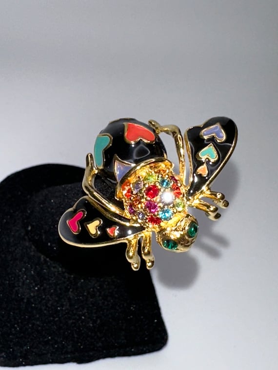 Joan Rivers colorful bee pin with hearts - image 6