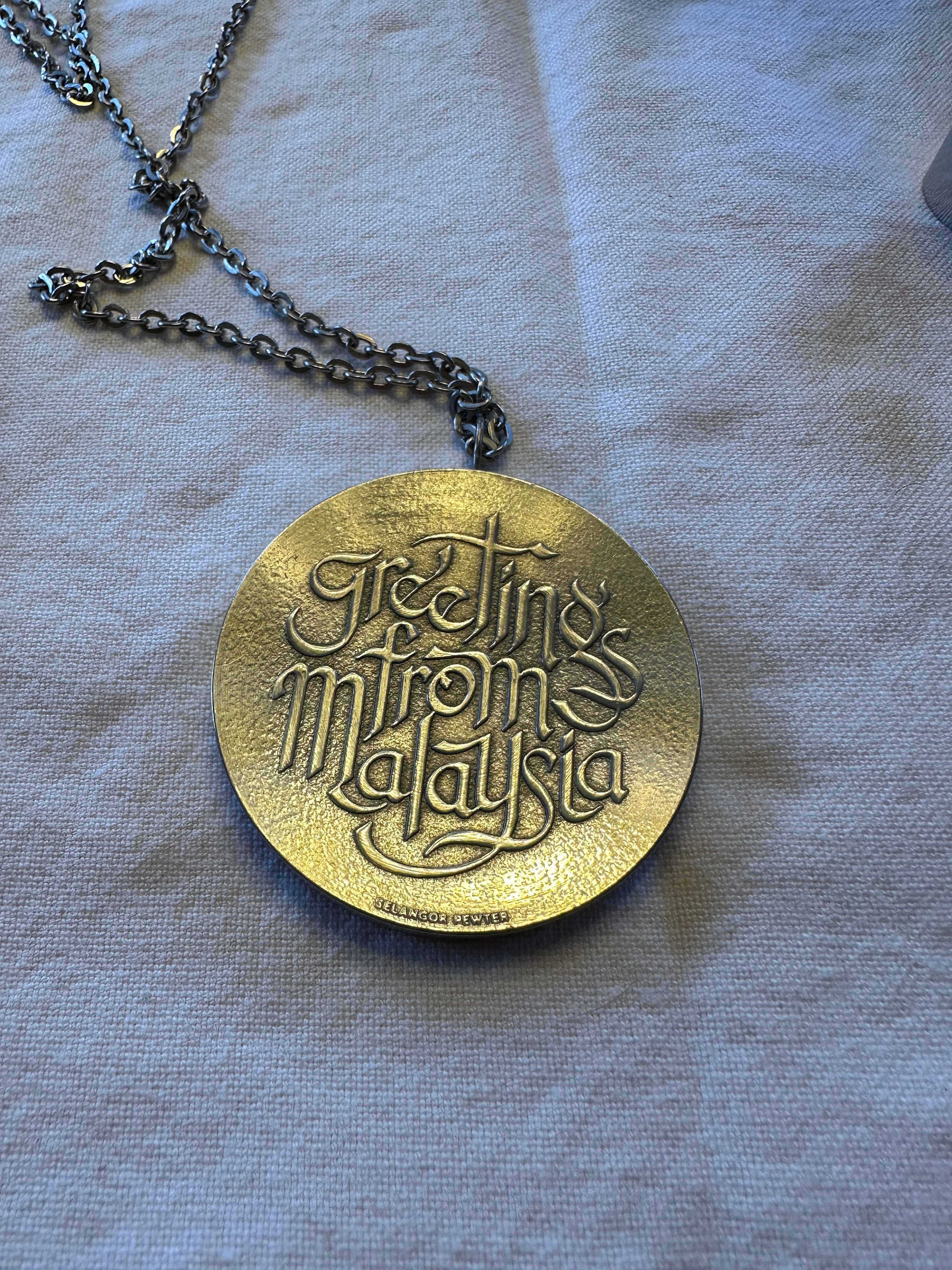 セランゴール ピューター マレーシアからの挨拶ネックレス - Etsy 日本