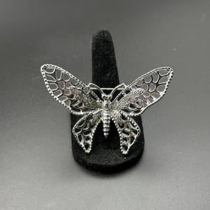 Sarah Coventry Vintage Silver Tone Open Wing Design Butterfly Brooch Pin