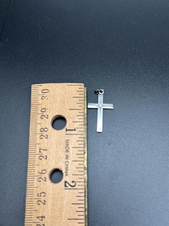 WEH Walter E Hayward Co Sterling silver and diamond cross pendant View 3