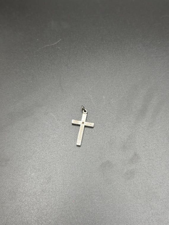 WEH Walter E Hayward Co Sterling silver and diamond cross pendant View 4