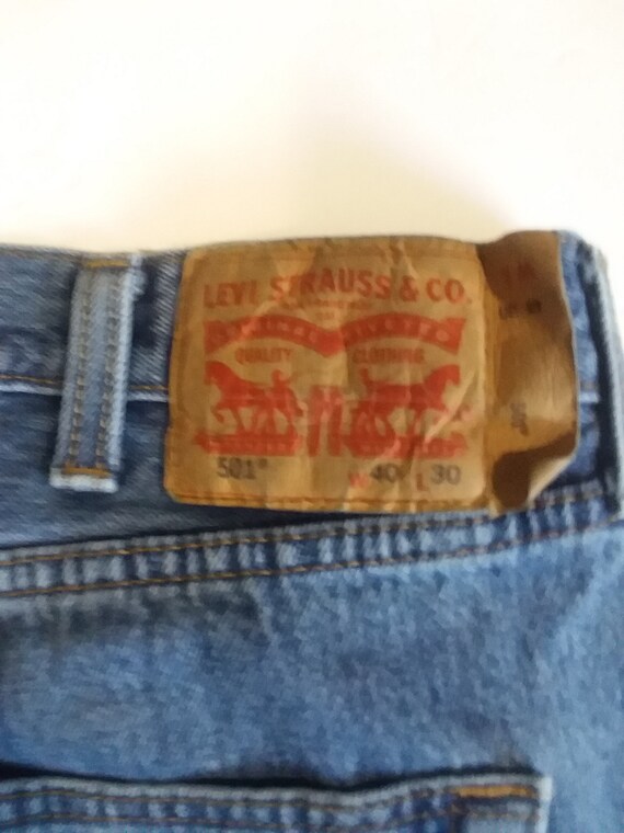 Vintage Levi 501 Men Blue Jeans