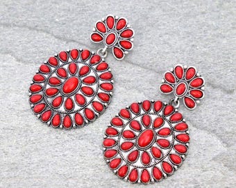 Pendientes de flor de calabaza color coral: pendientes de piedra concho estilo occidental