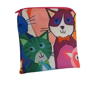 Trousse pochette zip chats multicolores toile et tissu wax patcwork animal chat sac a cosmétiques   idee cadeau femme trousse unique
