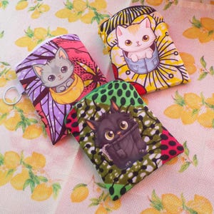 Porte-monnaie chat kawaii en tissu wax accessoire chat porte monnaie wax petit sac chat accessoire fait mains porte monnaie ethnique cadeau