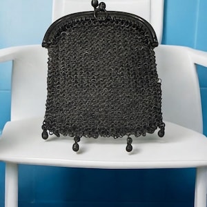 Antique Silver 800  chainmail Victorian  coin purse.