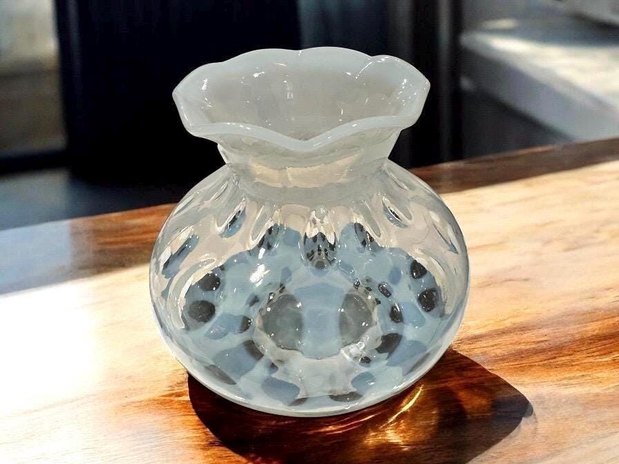 フェントン　Fenton 花瓶　ハニーサックル　コインドット　レア 2025年最新】Yahoo!オークション -フェントン 花瓶の中古品
