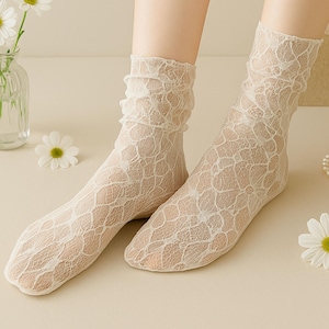 Romantic Lace Ankle Socks for Women - Sheer Black White Mesh with Floral Pattern - Cute Gift for Her, Teen Girls, Mary Jane Shoes Trendy