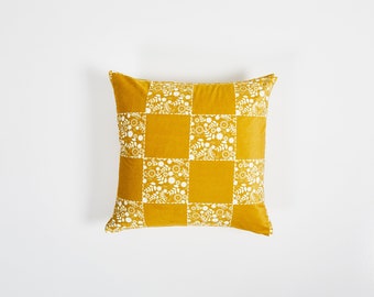 Geometric Ginger Throw Pillow Cover 18"(Insert Included)