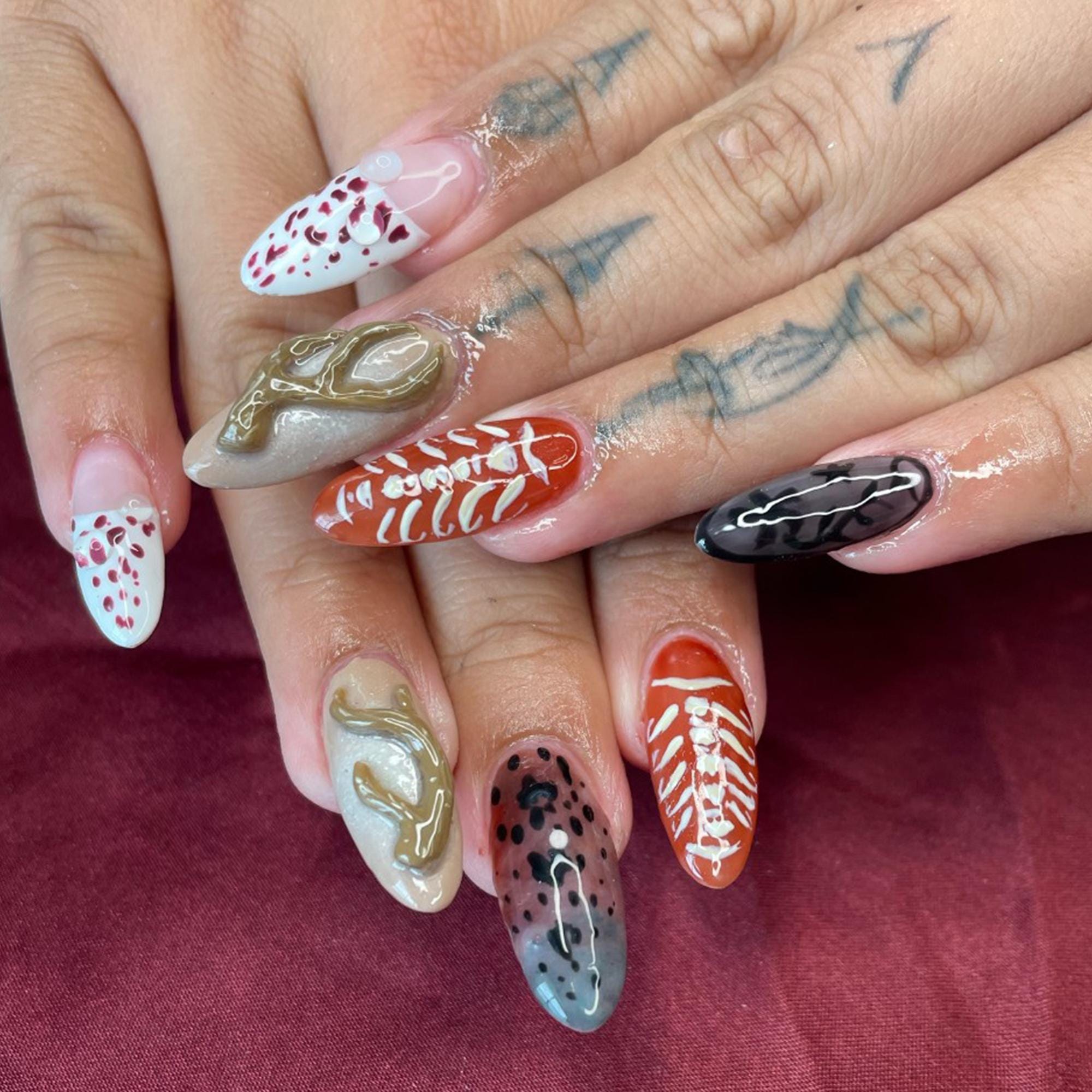 Elegant Nude Nail Art Set for Soft, Natural Beauty