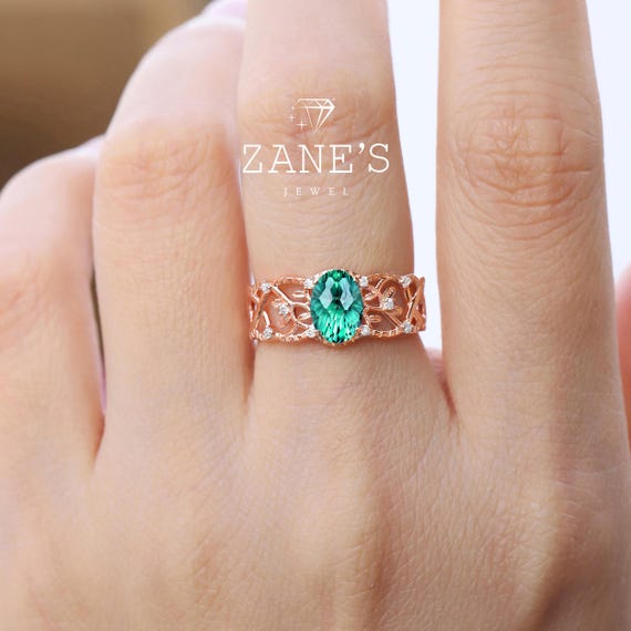 オーバルカットグリーンエメラルド14Kゴールドエンゲージリング