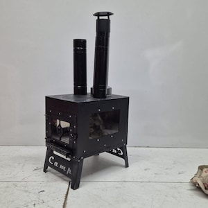 Portable Wood Burning Camp Stove with Chimney Pipes – Outdoor Tent Heater for Camping, Bushcraft, Cabin, Survival, Off-Grid Heating