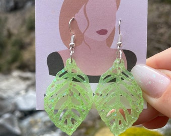 Botanical resin earrings, Epoxy leaf, Aesthetic Green leaf, Dainty Earrings for Her, Nature Lover Gift