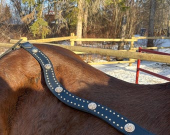 Zwart leer met messing/gouden smalle struikgewas