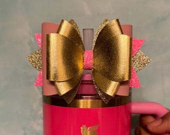 Inspired shiny gold, fine gold glitter and chunky pink glitter tumbler bow