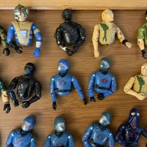 33 action force / GI Joe figures image 7