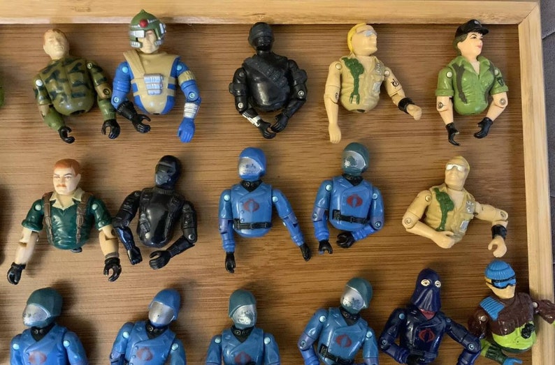 33 action force / GI Joe figures image 7