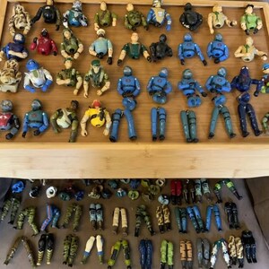 33 action force / GI Joe figures image 1