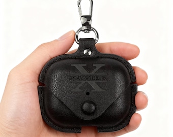 Gepersonaliseerde leren oordopjeshoes met sleutelhanger, aangepaste gegraveerde naam/initialen beschermhoes, duurzame schokbestendige hoes met clip