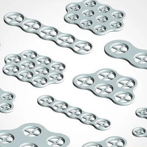 Wargaming tafelblad met ronde basis en magneetgaten