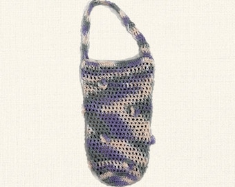 Porte-bouteille au crochet avec fleurs tie-dye (1ère version)