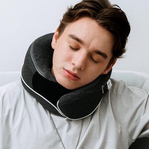 Memory Foam Neck Pillow - Ergonomic Travel Pillow, Comfortable Head and Neck Support, Airplane and Car Pillow, Breathable Neck Pillow